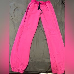 Figs Electric Orchid Small Tall